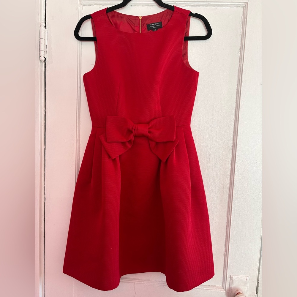 Tahari Arthur S Levine Red Bow Waist Fit & Flare Cocktail Dress Petite 2P